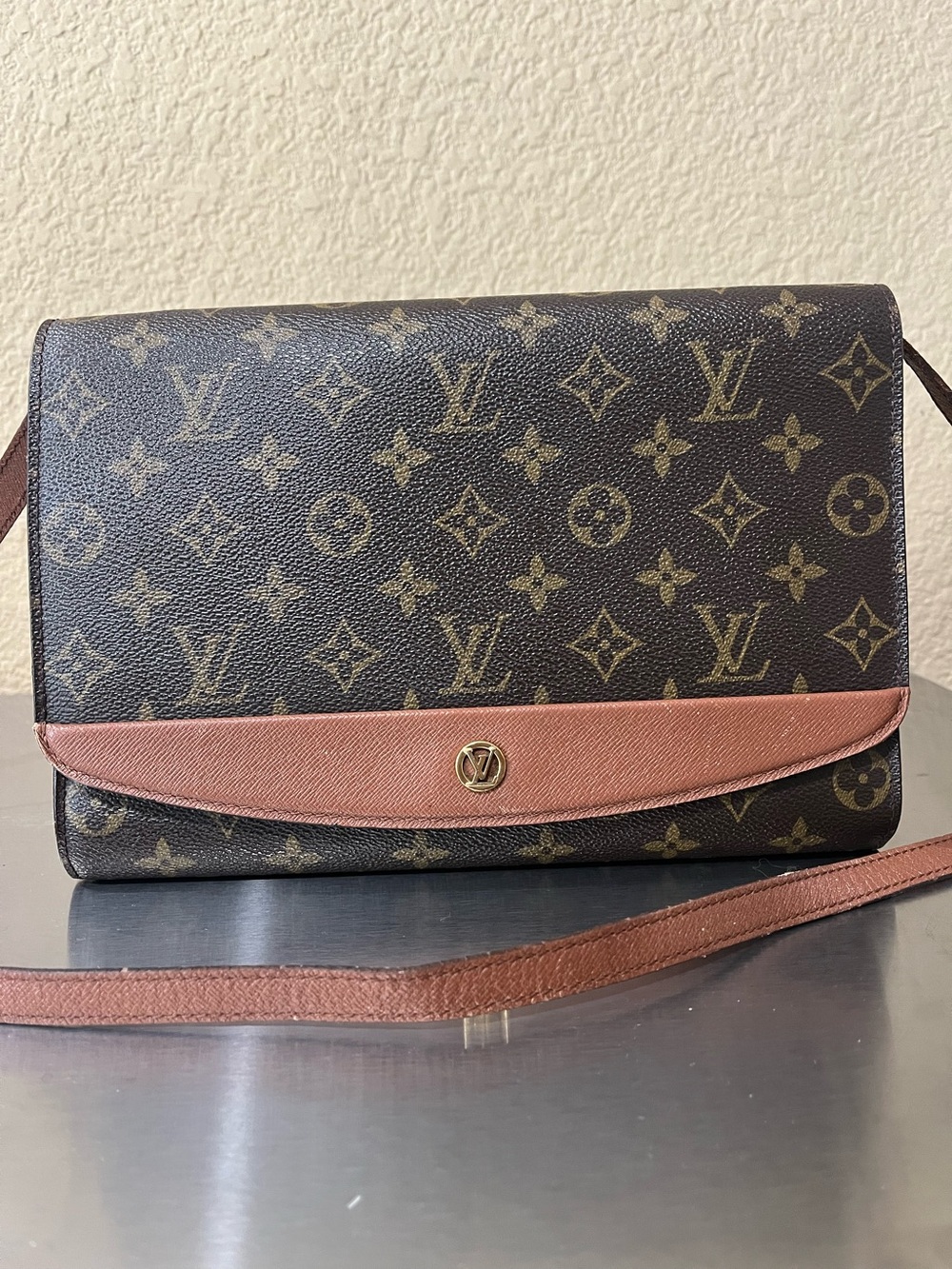 LOUIS VUITTON MONOGRAM BORDEAUX CROSSBODY SHOULDER BAG VINTAGE